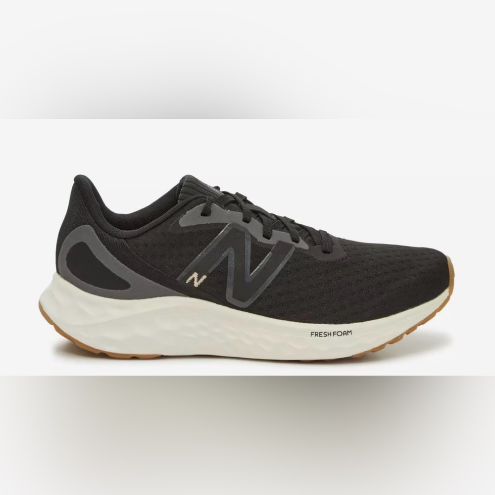 New Balance Fresh Foam Arishi v4 Black Gum Running Shoes Women’s 7.5 Athletic